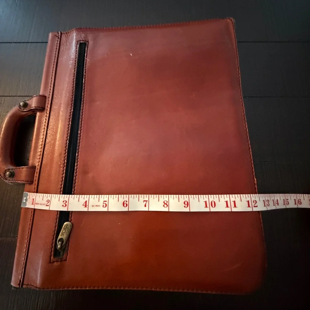 Vintage Tumi Dowel-Style Flap Briefcase Chestnut Brown Italian Leather Brass